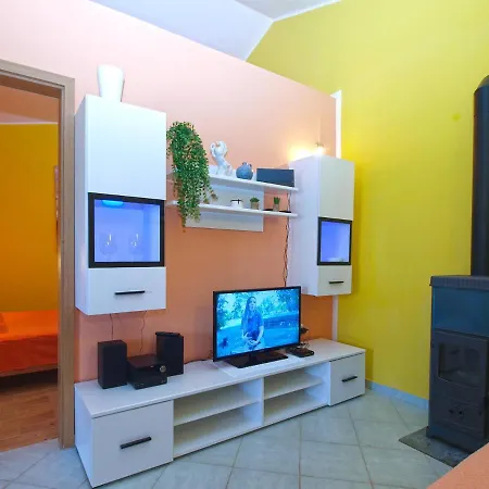 House 2106 Nyaraló